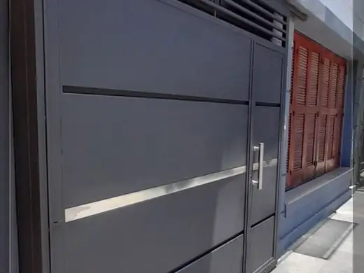 Pintu Besi Custom - hasil pekerjaan Bengkel Las Fadilah Jaya Kota Palu